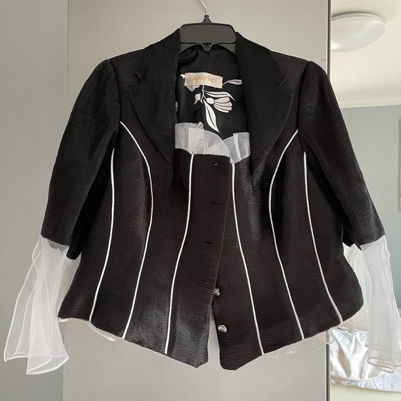 LAVANTINO Black & White Stripe 2pc Silk Suit Sz 10 - Picture 3 of 12